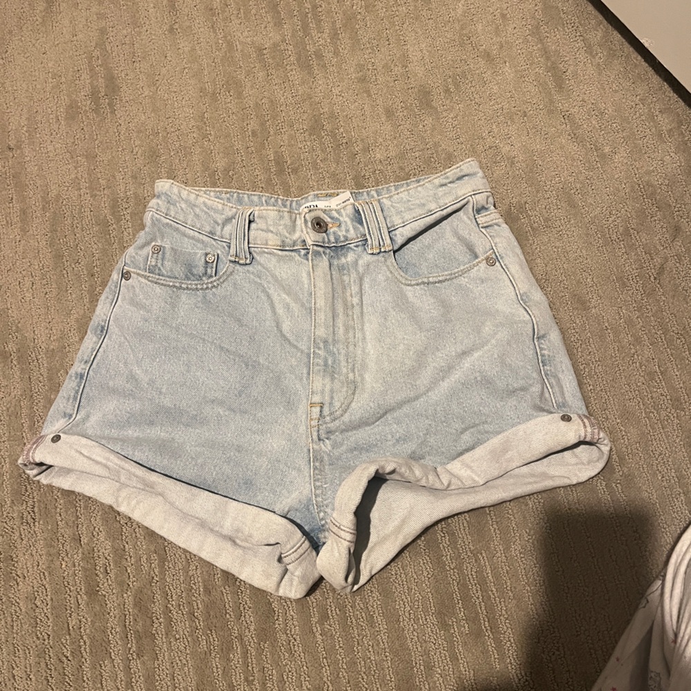 Zara light wash Jean shorts